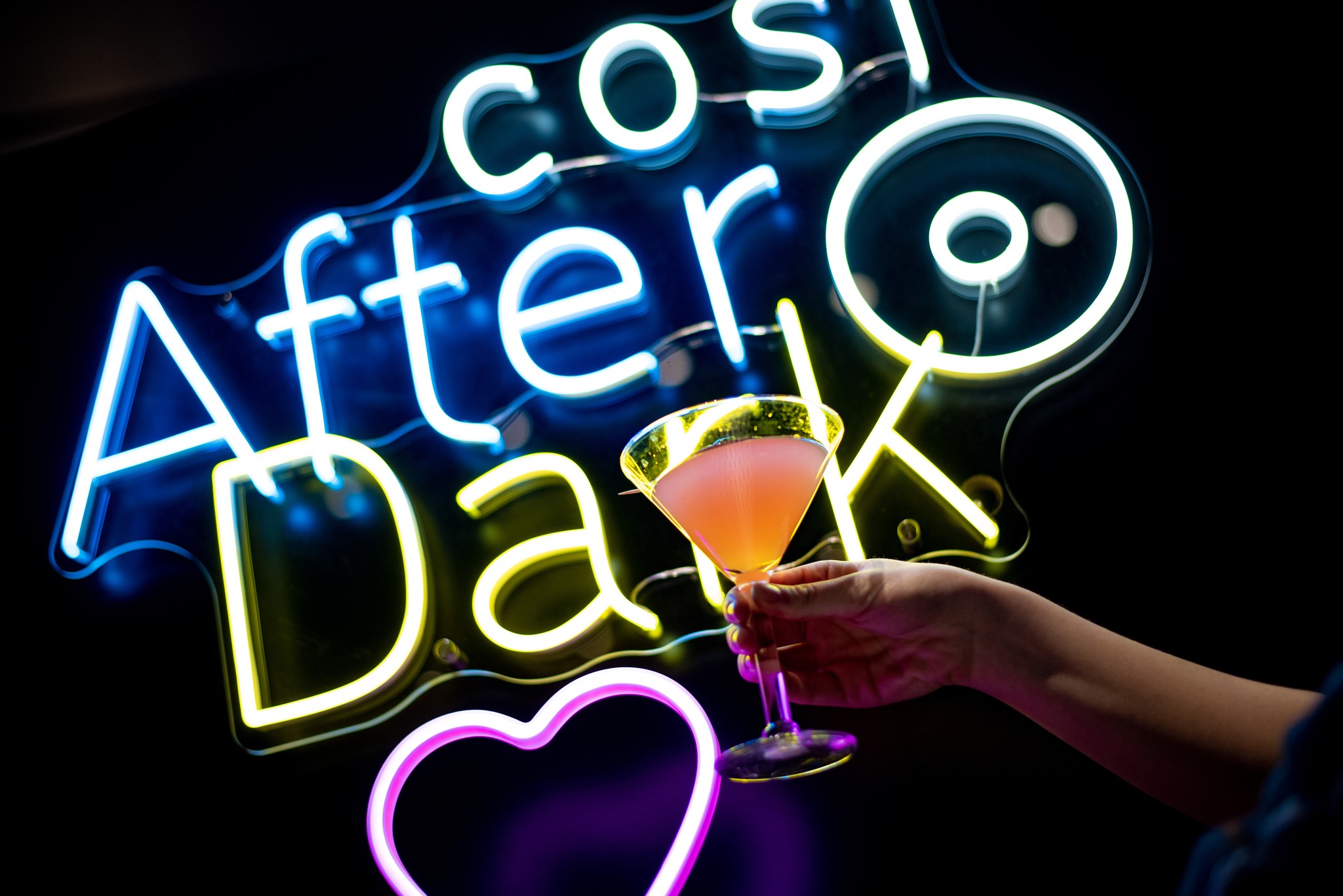 COSI hosts over 21 years old in COSI After Dark New Americans